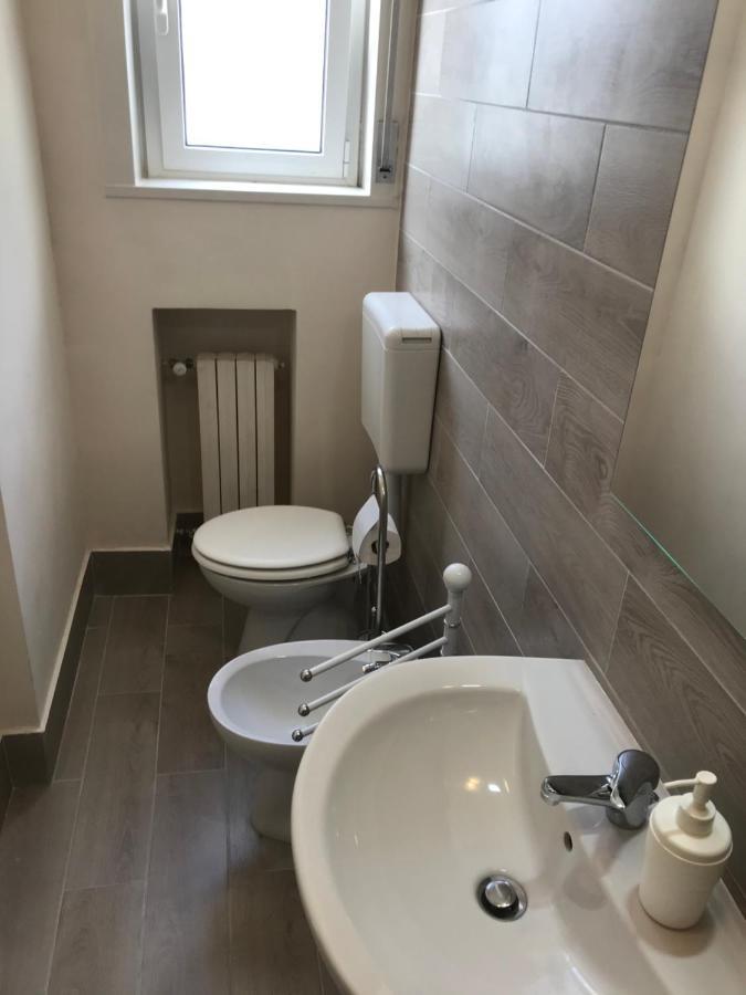 B&B Parco 2 Giugno Bari Exteriör bild