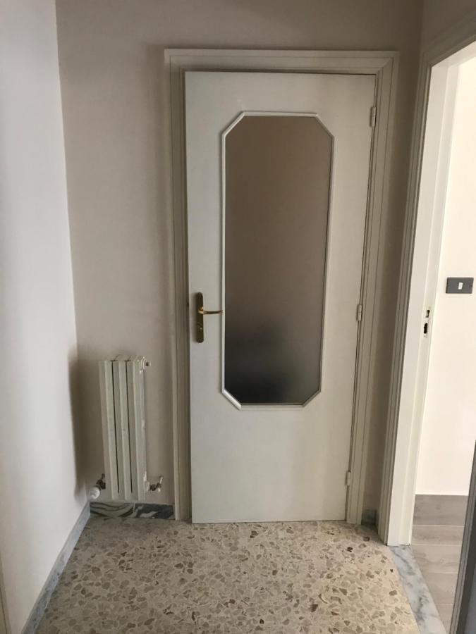 B&B Parco 2 Giugno Bari Exteriör bild